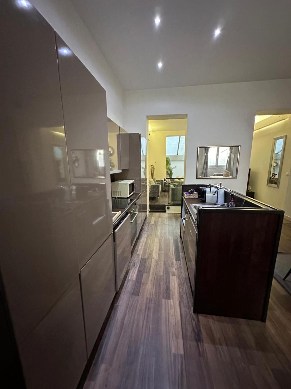 Les Champs Elysees-125M2 Modern And Spacious Paryż Zewnętrze zdjęcie